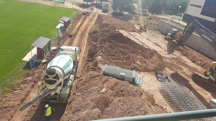 Obra de las Piscinas Municipales en urbanización “Las Camaretas”